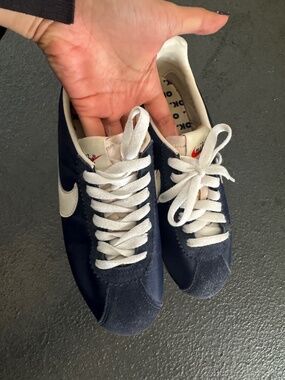 Nike 37